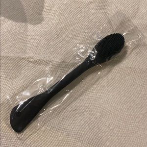 Brand new mask applicator!